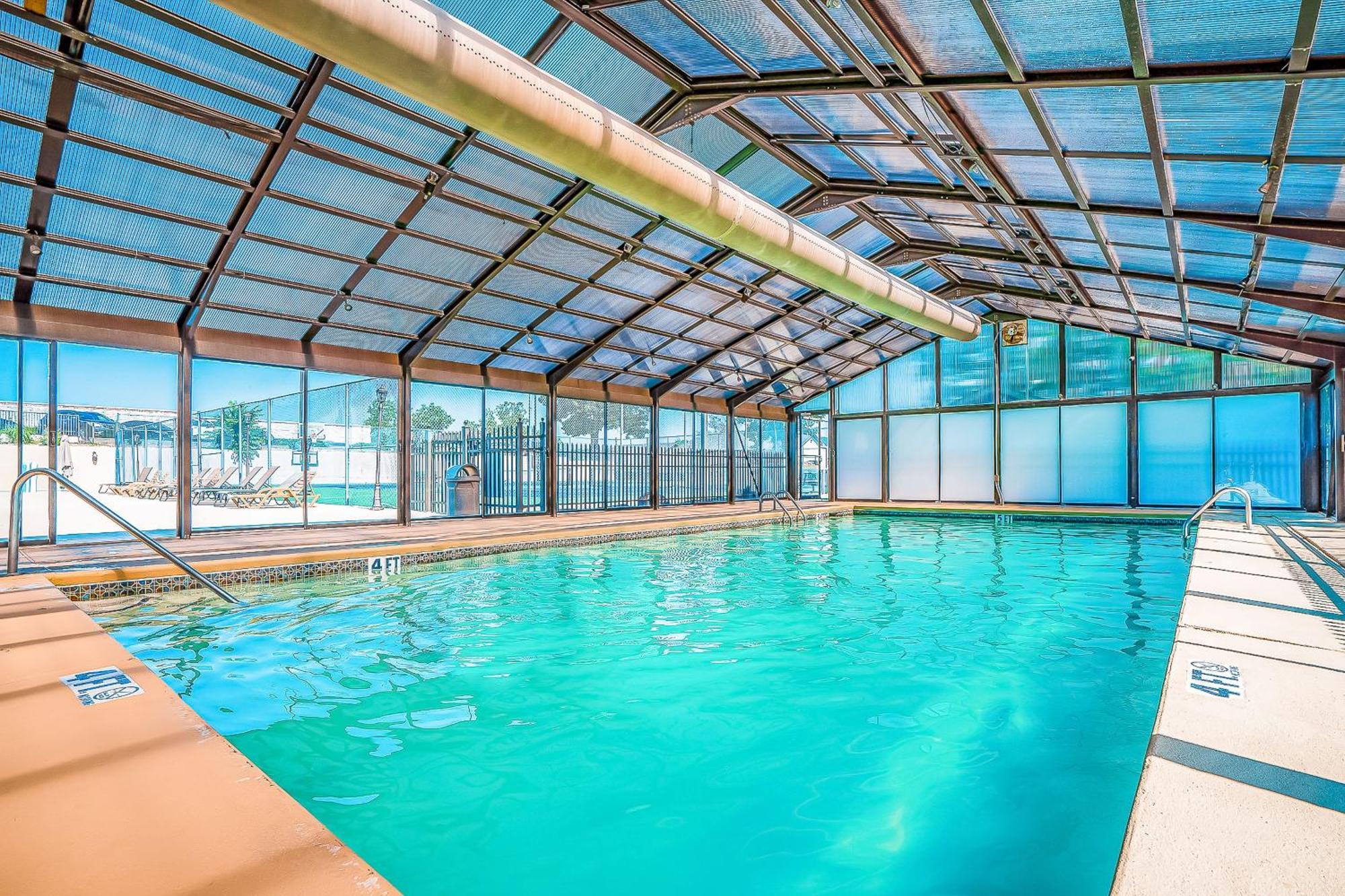 Couples Paradise Branson Chambre photo